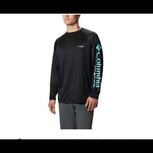 Great new Columbia sweatshirt